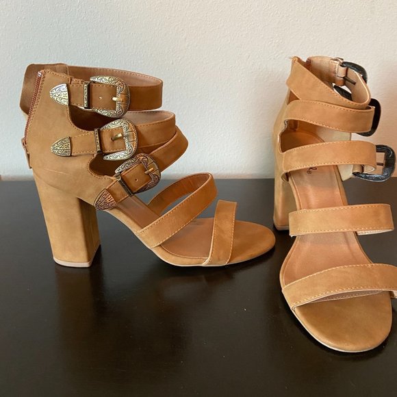 Strappy Sandals with Western-Style Buckles - Picture 2 of 3